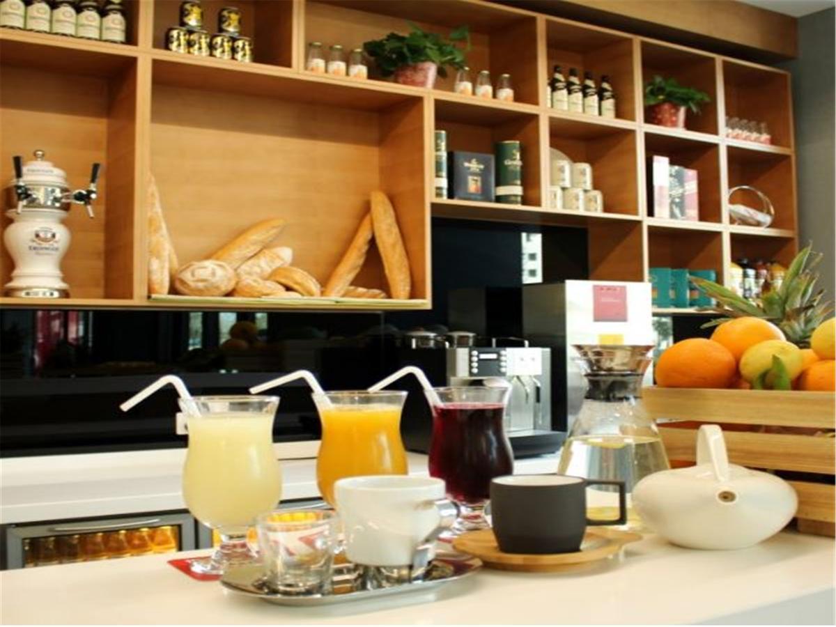 Intercity Hotel Qingdao Eksteriør bilde