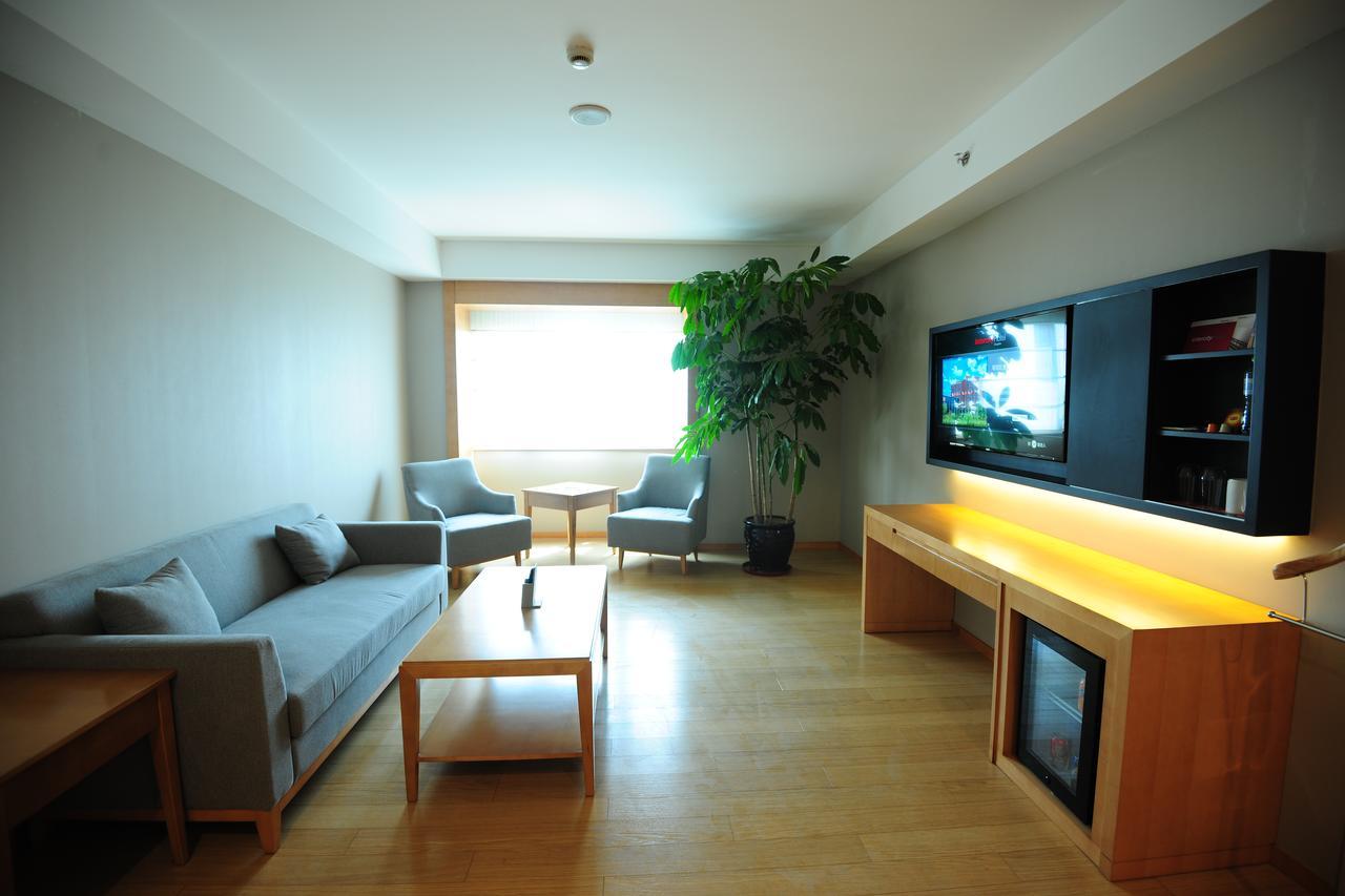 Intercity Hotel Qingdao Eksteriør bilde
