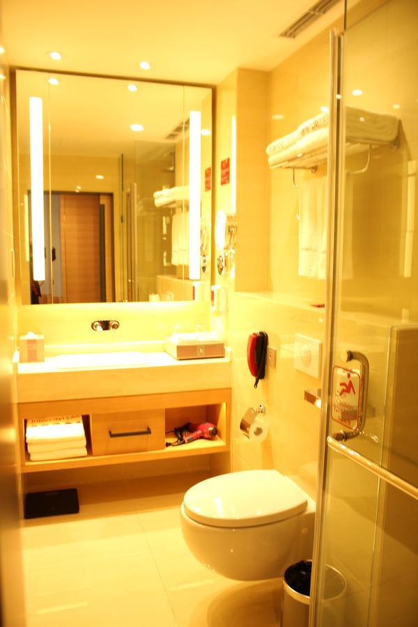 Intercity Hotel Qingdao Eksteriør bilde