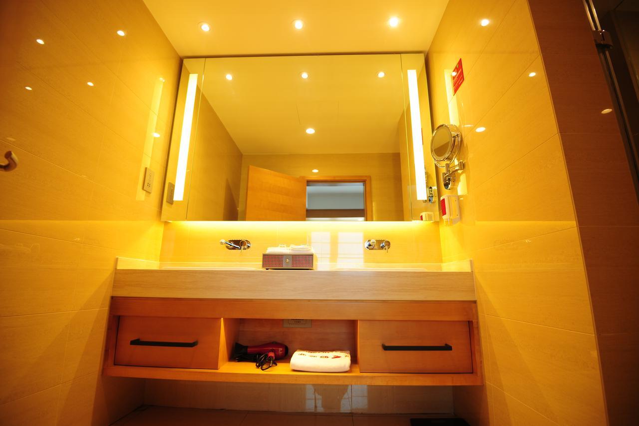 Intercity Hotel Qingdao Eksteriør bilde