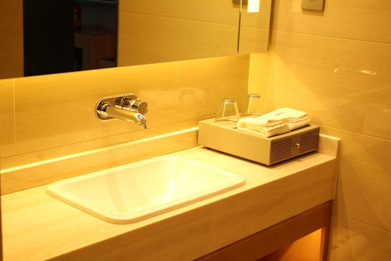 Intercity Hotel Qingdao Eksteriør bilde